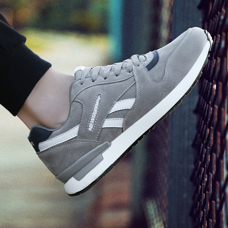 Low-cut suede leather lightweight retro casual sneakers